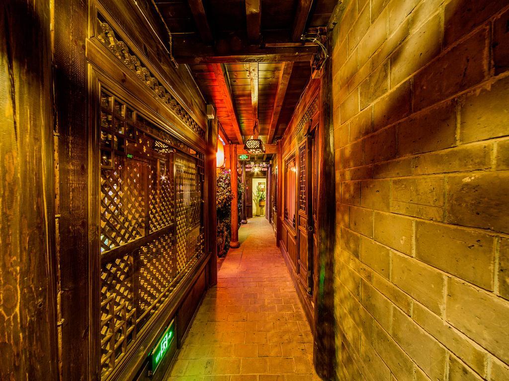 Old Tree Boutique Guesthouse Лиджанг Екстериор снимка