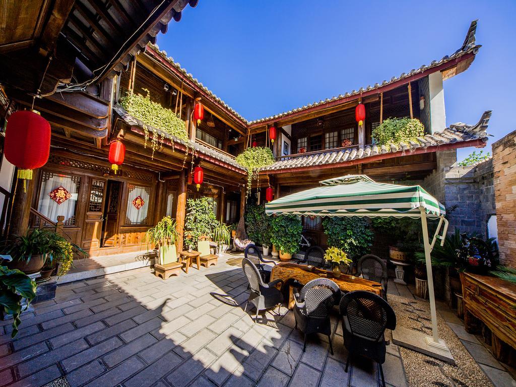Old Tree Boutique Guesthouse Лиджанг Екстериор снимка