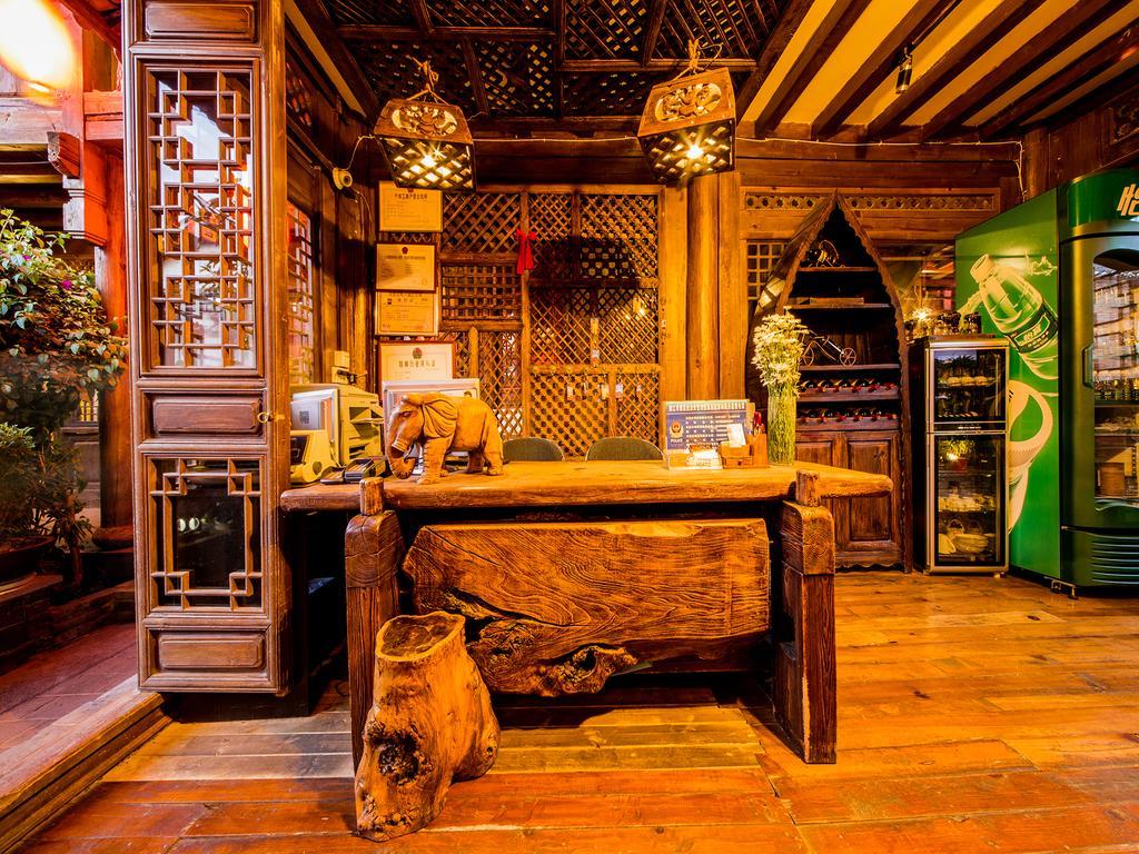 Old Tree Boutique Guesthouse Лиджанг Екстериор снимка