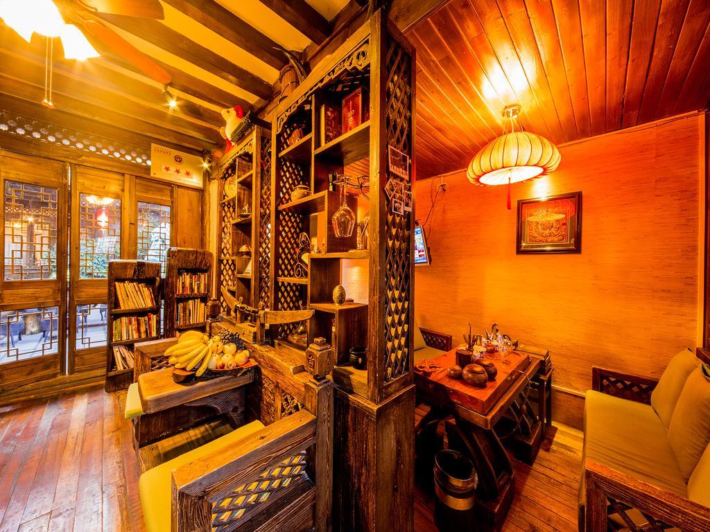 Old Tree Boutique Guesthouse Лиджанг Екстериор снимка