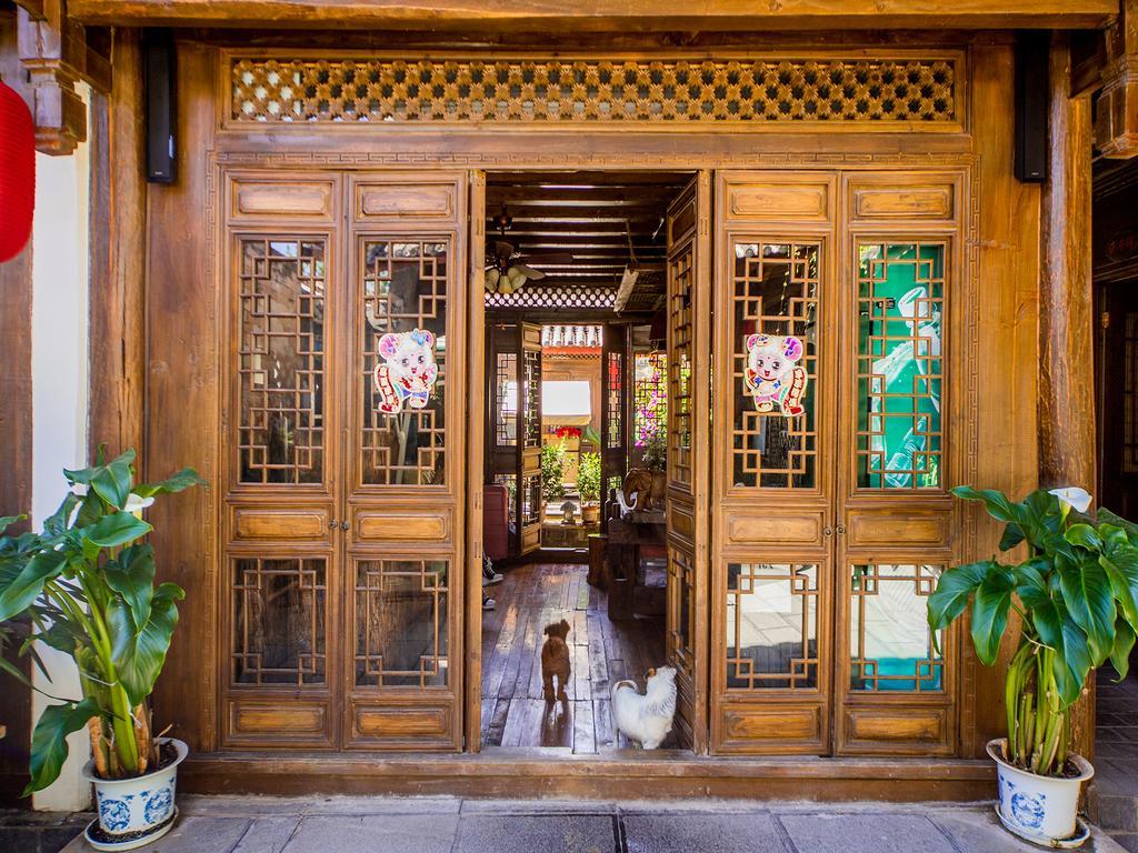 Old Tree Boutique Guesthouse Лиджанг Екстериор снимка