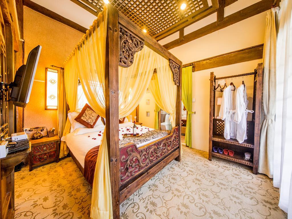 Old Tree Boutique Guesthouse Лиджанг Екстериор снимка