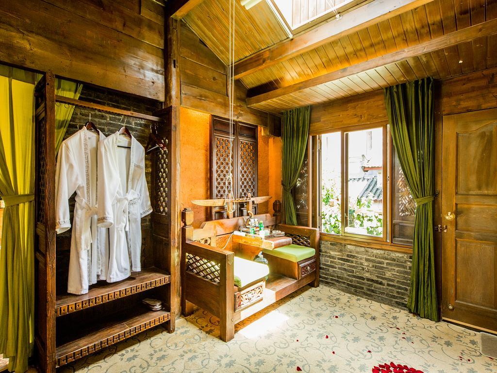 Old Tree Boutique Guesthouse Лиджанг Екстериор снимка