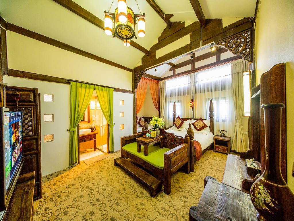 Old Tree Boutique Guesthouse Лиджанг Екстериор снимка