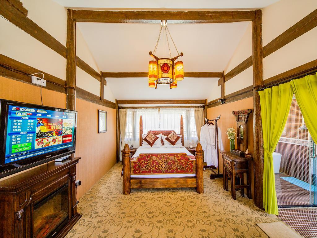 Old Tree Boutique Guesthouse Лиджанг Екстериор снимка